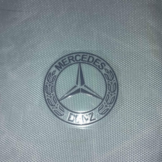 Stiker Mercedes Emblema